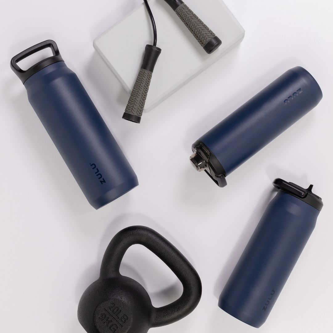 base-stainless-steel-bottle-with-three-lids-i5 zulu_base_navy_1_833e5a5b-ef76-4a12-bb70-abb75cbc2014.png